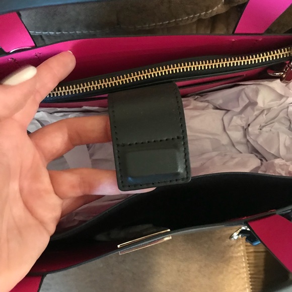 Kate Spade Small Nelle in Putnam Black - Picture 3 of 8